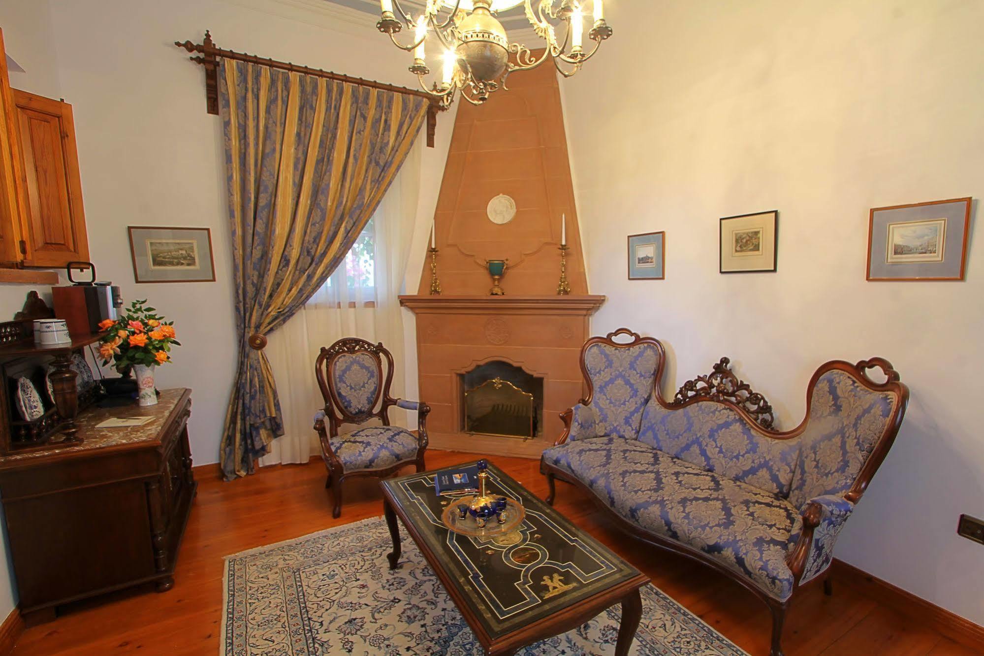 Argentikon Luxury Suites Kampochora  Dış mekan fotoğraf