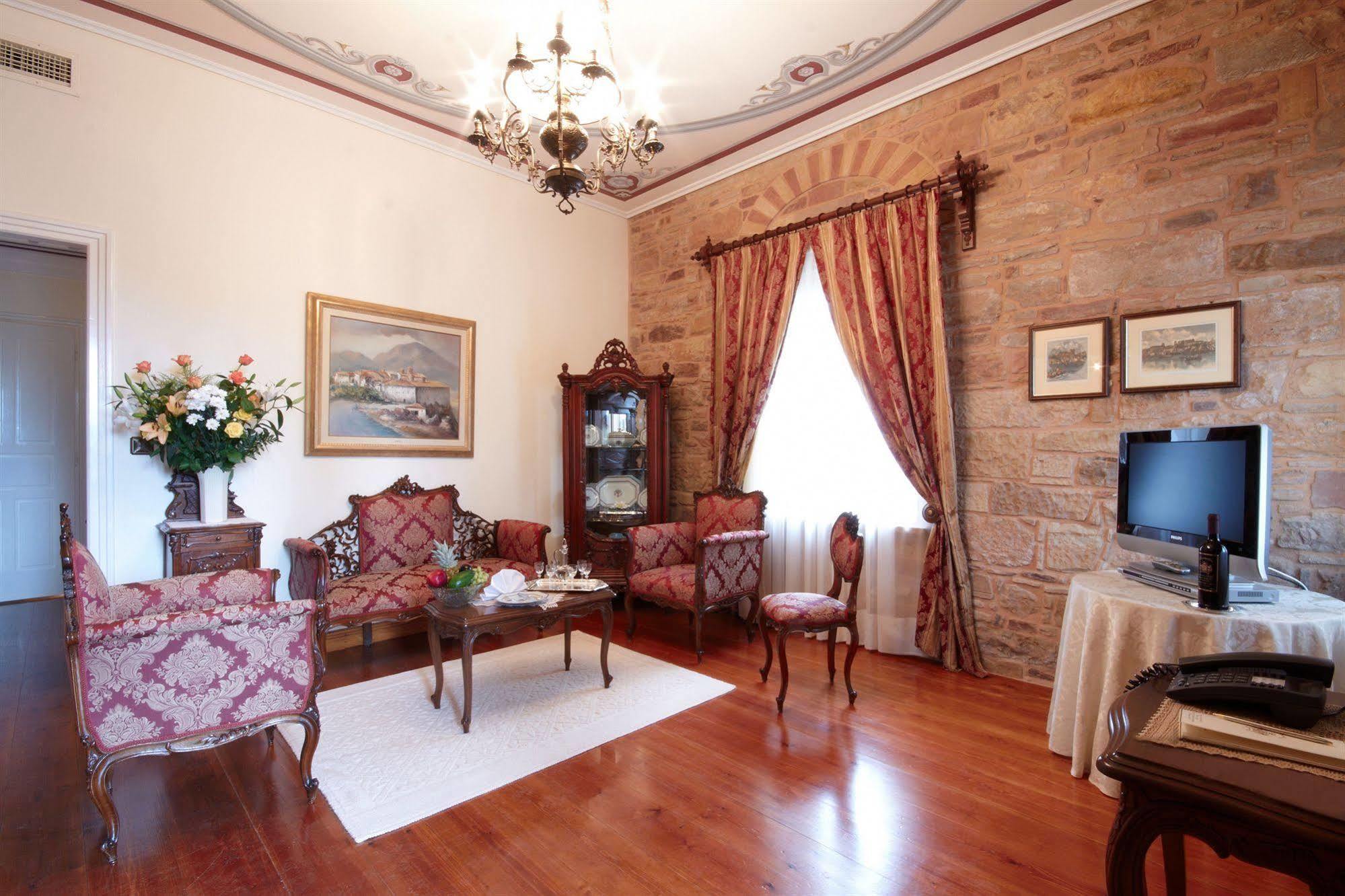 Argentikon Luxury Suites Kampochora  Dış mekan fotoğraf